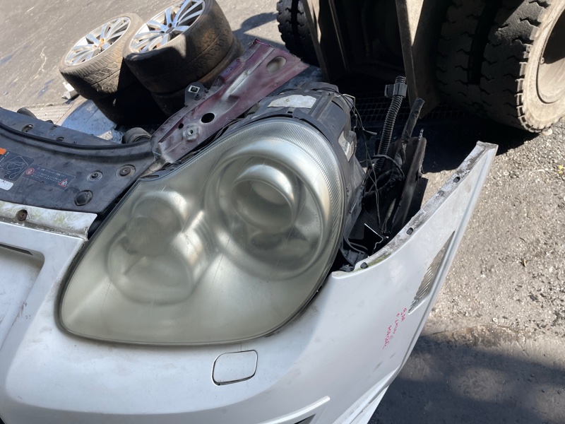 Nose cut CAYENNE 2004 955