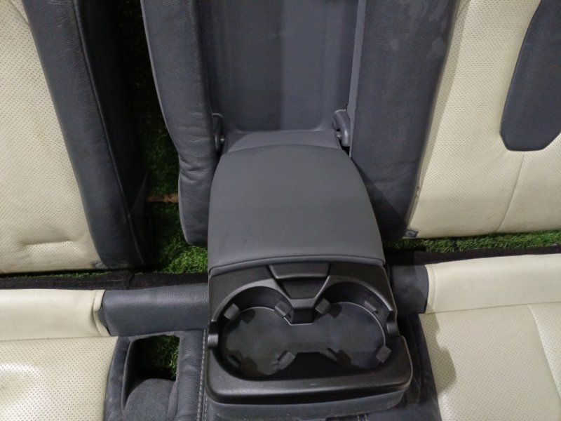 Сиденье заднее Range Rover Evoque L538