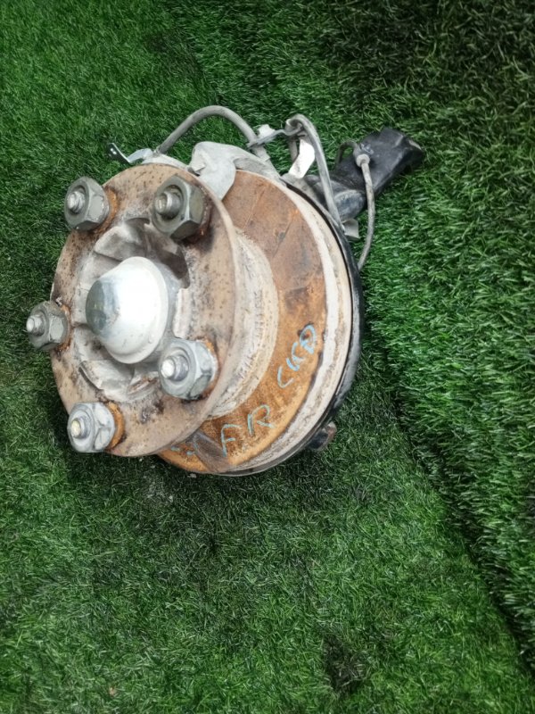Ступица передняя правая ELF NKR85 4JJ1