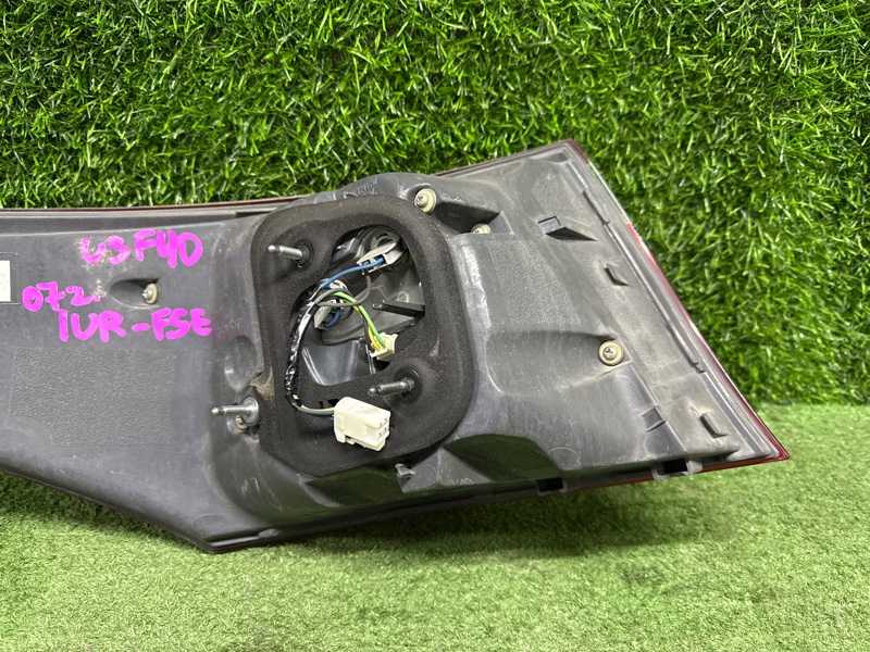 Стоп-сигнал задний правый LS460 2007 USF40 1UR-FSE Стоп-сигнал задний правый LS460 2007 USF40 1UR-FSE