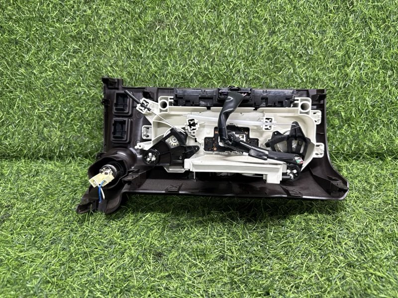 Климат контроль DAIHATSU BOON M600S 1KR-FE