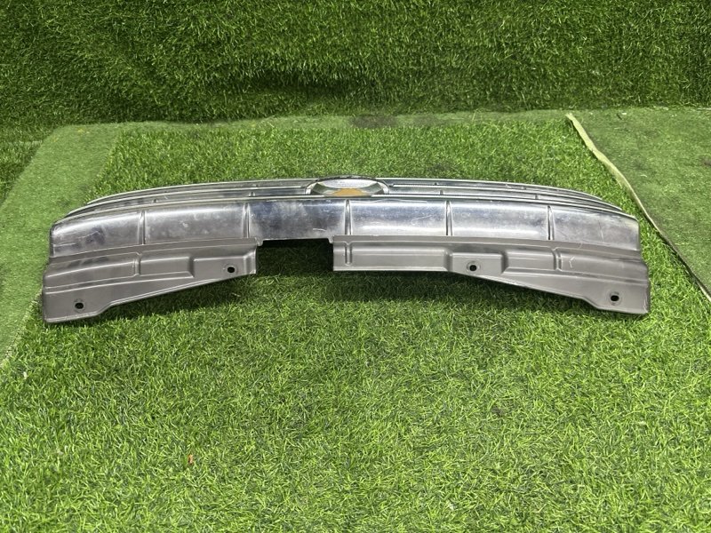 Решетка радиатора STAGEA M35 Решетка радиатора STAGEA M35