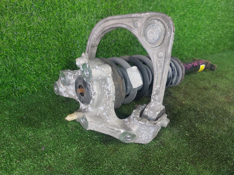 Стойка передняя правая CADILLAC CTS 1G6D95E32D0159442 LLT