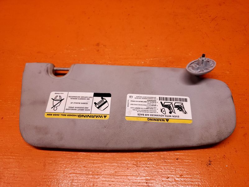 Козырек солнцезащитный левый Jeep Compass MK49