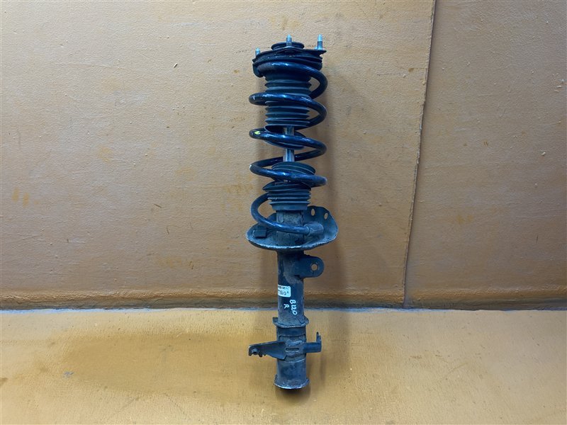 Стойка амортизатора передняя правая Acura RDX 2007 TB1 2.3 51601-STK-A050-M1 контрактная