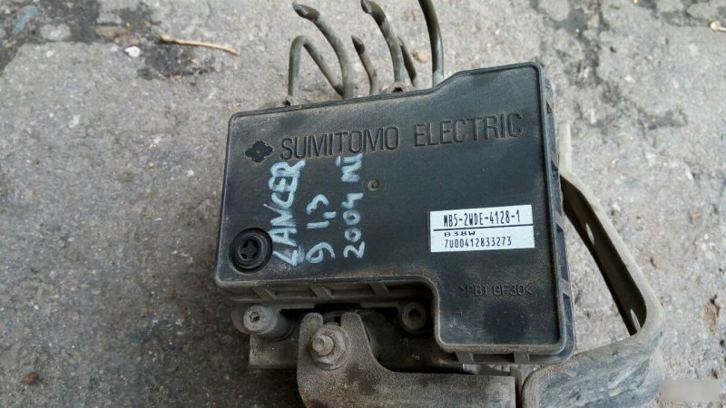 Запчасть блок абс abs Mitsubishi Lancer 9 MB52WDE41281 Б/У Блок абс abs Mitsubishi Lancer 9 MB52WDE41281 Б/У