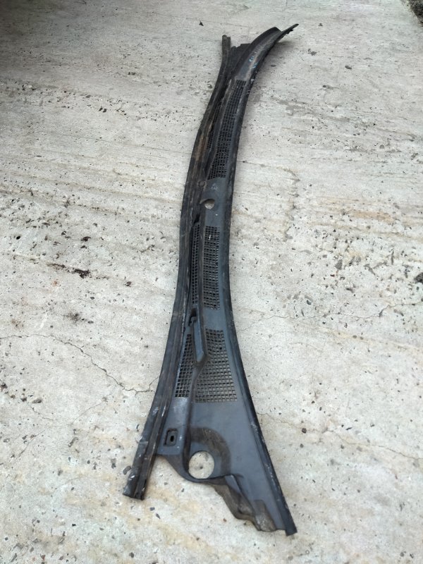 Запчасть жабо накладка дворников Mitsubishi Galant 8 1999 EA 2.0 MR192679 Б/У Жабо накладка дворников Mitsubishi Galant 8 1999 EA 2.0 MR192679 Б/У