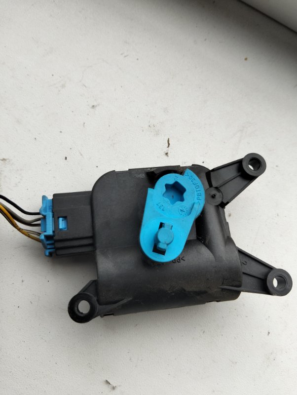 Моторчик заслонки печки Seat Leon 2P 1.6 BSE