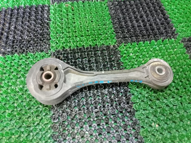 Подушка двигателя задняя FORESTER SG5 EJ20 Подушка двигателя задняя FORESTER SG5 EJ20