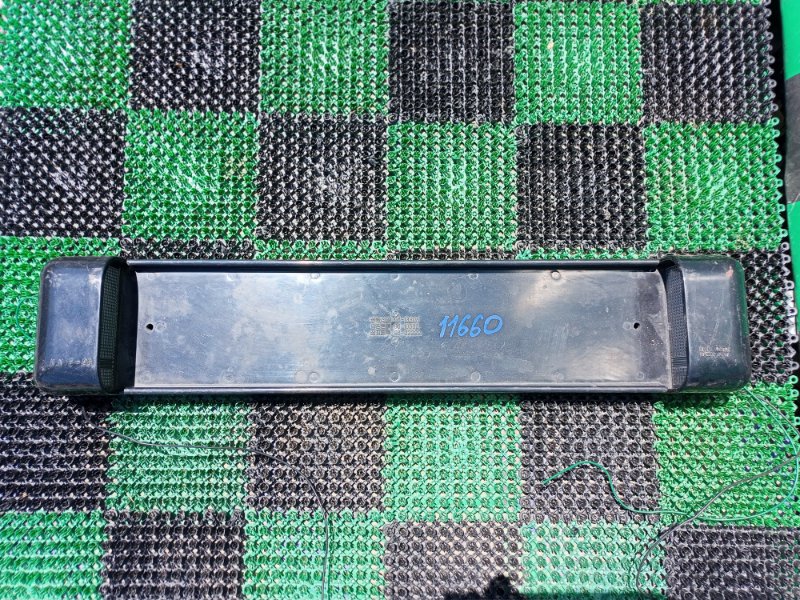 Запчасть площадка номерного знака задняя HYUNDAI GRAND STAREX H1 D4CB 96-13308 контрактная Площадка номерного знака задняя HYUNDAI GRAND STAREX H1 D4CB 96-13308 контрактная