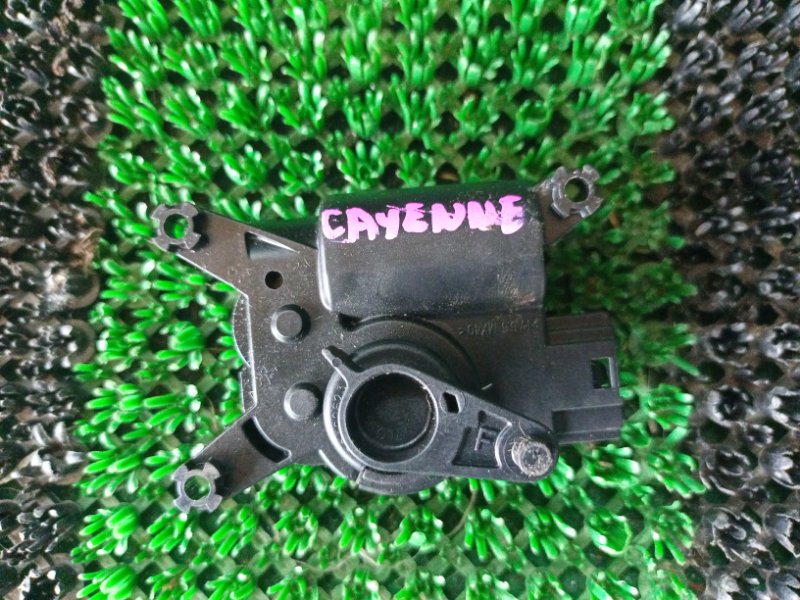 Сервопривод заслонок печки PORSCHE CAYENNE 2008 957 M 48.01 52411483R04 контрактная