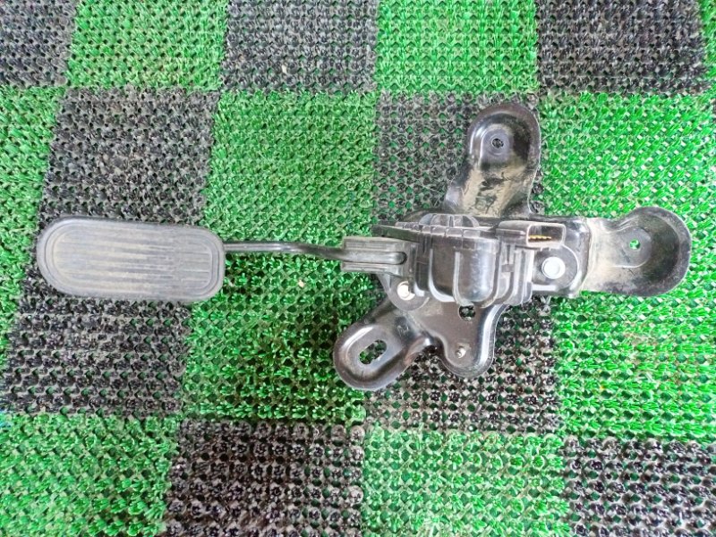 Запчасть педаль газа TOYOTA HARRIER MHU28 7812048070 контрактная Педаль газа TOYOTA HARRIER MHU28 7812048070 контрактная