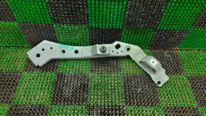 Рамка радиатора правая RENAULT FLUENCE 2009 L30R H4M 721 625127235R контрактная