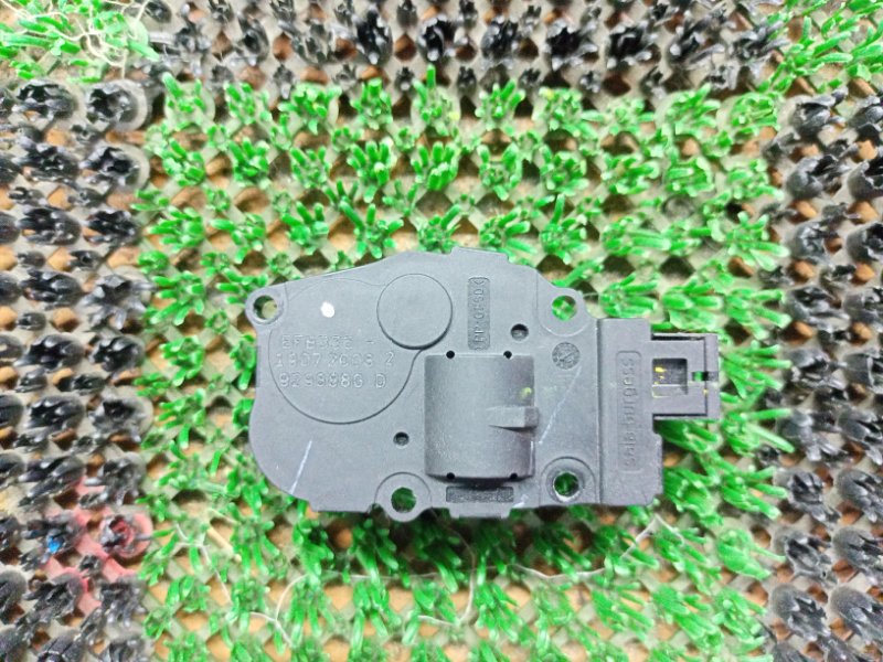 Сервопривод заслонок печки BMW X5 2008 E70 N52B30A 64116956706 контрактная
