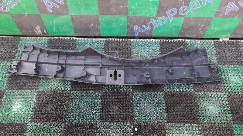 Накладка замка багажника HONDA AIRWAVE GJ1 L15A Накладка замка багажника HONDA AIRWAVE GJ1 L15A