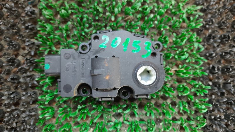 Сервопривод заслонок печки MERCEDES-BENZ ML280 CDI 2008 W164 642.940 929888GD контрактная