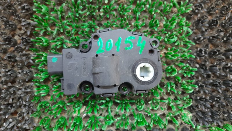 Запчасть сервопривод заслонок печки MERCEDES-BENZ ML280 CDI 2008 W164 642.940 929888GD контрактная Сервопривод заслонок печки MERCEDES-BENZ ML280 CDI 2008 W164 642.940 929888GD контрактная