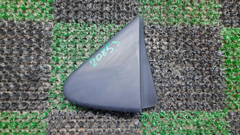 Уголок крыла левый TOYOTA AQUA HNP10 6011852080 контрактная