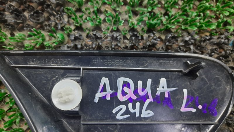 Уголок крыла левый TOYOTA AQUA HNP10