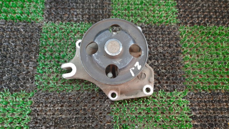 Помпа MAZDA DEMIO DY3W ZJ ZJ0115010A контрактная