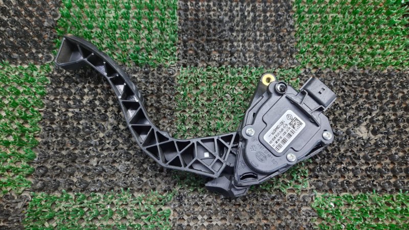 Педаль газа RENAULT SAMSUNG XM3 LJL H4MA601