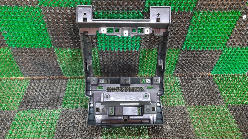 Консоль магнитофона XM3 2021 LJL H4MA601 Консоль магнитофона XM3 2021 LJL H4MA601