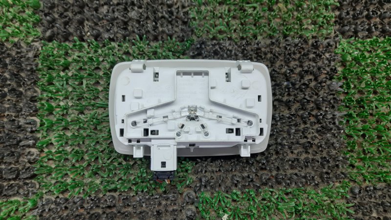 Плафон подсветки салона XM3 2021 LJL H4MA601