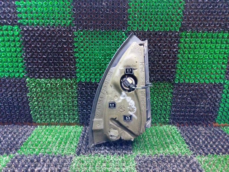 Накладка на дверь передняя левая ML280 CDI 2008 W164 642.940