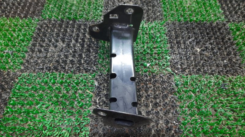Усилитель бампера правый XM3 2021 LJL H4MA601 Усилитель бампера правый XM3 2021 LJL H4MA601