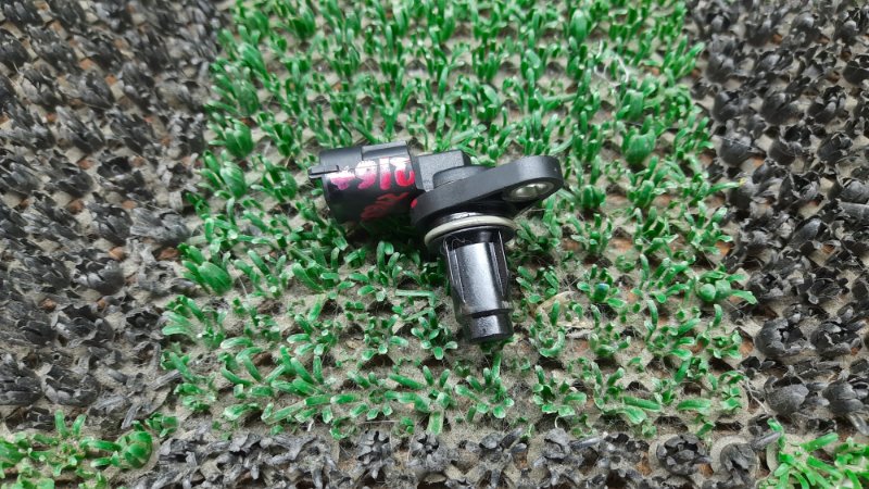 Запчасть датчик HYUNDAI AVANTE MD G4FD 393502B030 контрактная Датчик HYUNDAI AVANTE MD G4FD 393502B030 контрактная