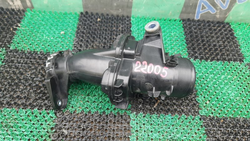 Патрубок интеркулера NISSAN QASHQAI 2015 J11 R9M 1657600Q0E контрактная