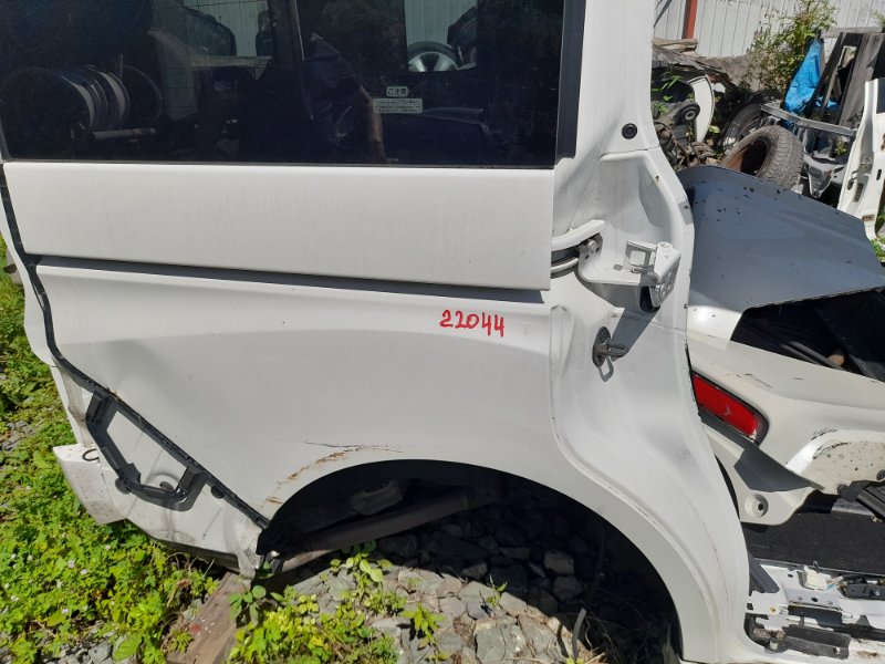 Крыло заднее правое HONDA STEP WGN SPADA RP3 L15B контрактная