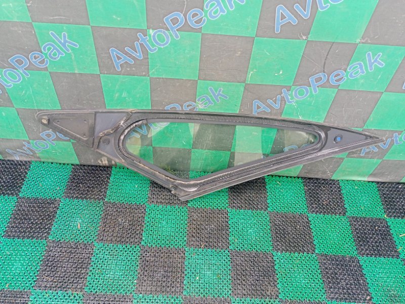 Форточка кузова передняя правая STEP WGN SPADA RP3 L15B