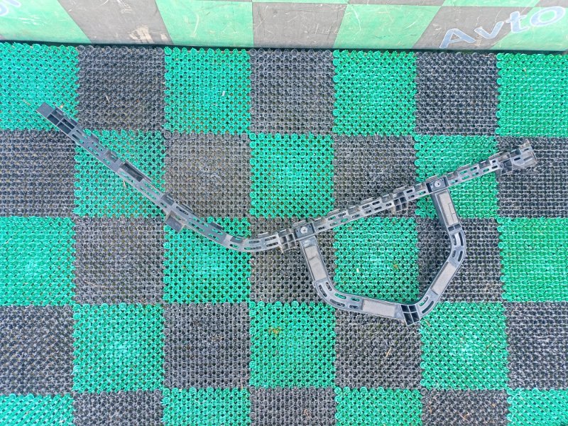 Крепление бампера заднее правое STEP WGN SPADA RP3 L15B