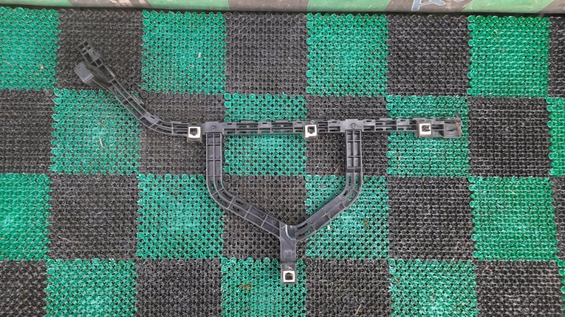 Крепление бампера заднее левое HONDA STEP WGN SPADA RP3 L15B контрактная