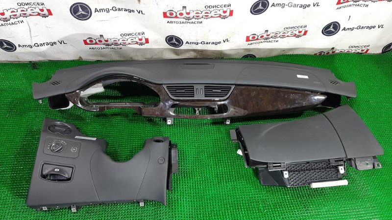 Торпедо Mercedes Cls350 W219 M272 2005