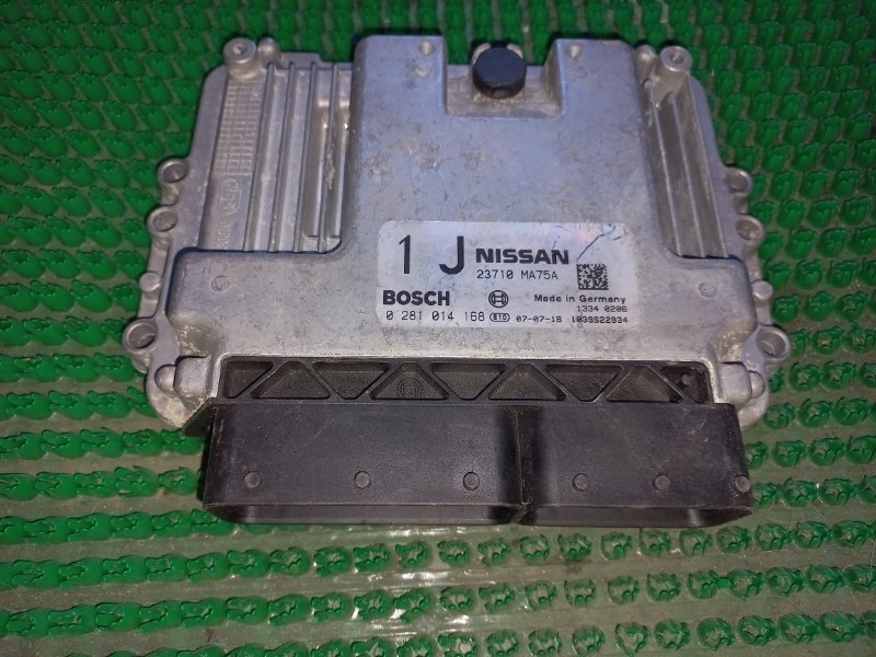 Блок efi Nissan Atlas SZ4F24 ZD30 2007