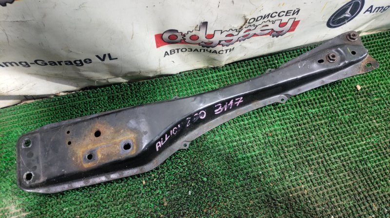 Балка под двс Toyota Allion NZT260 1NZ 2010 передняя