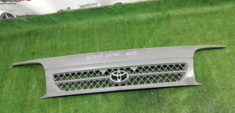 Решетка радиатора Toyota Hiace LH186 5L 2002