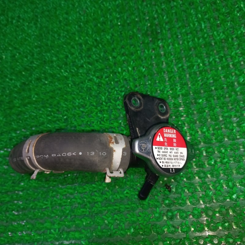 Патрубок радиатора Honda Vezel RU3 LEB 2014