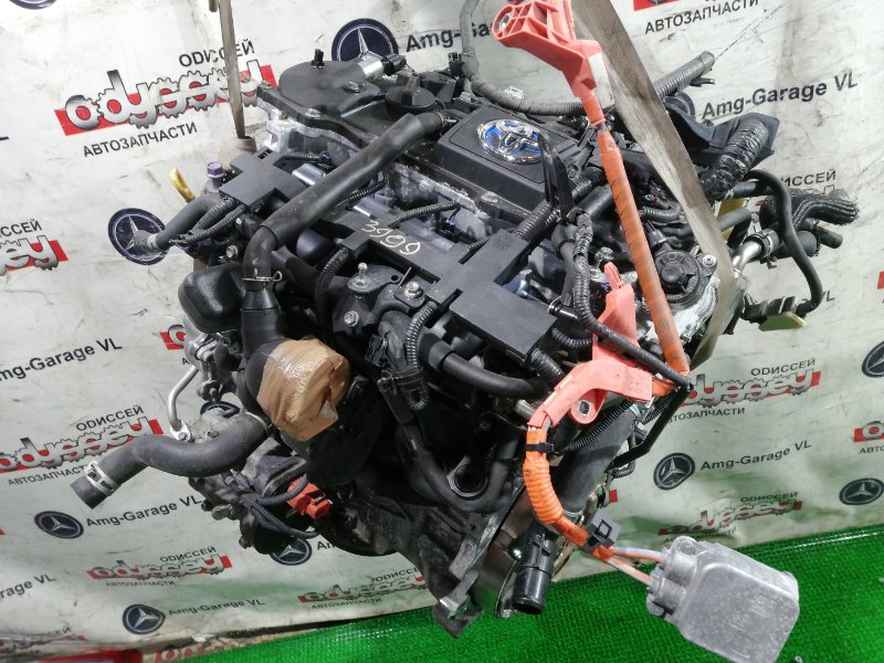 Двигатель Toyota C-Hr ZYX10 2ZR-FXE 2017