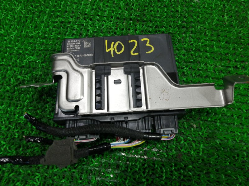 Электронный блок Honda Vezel RU4 LEB 2015
