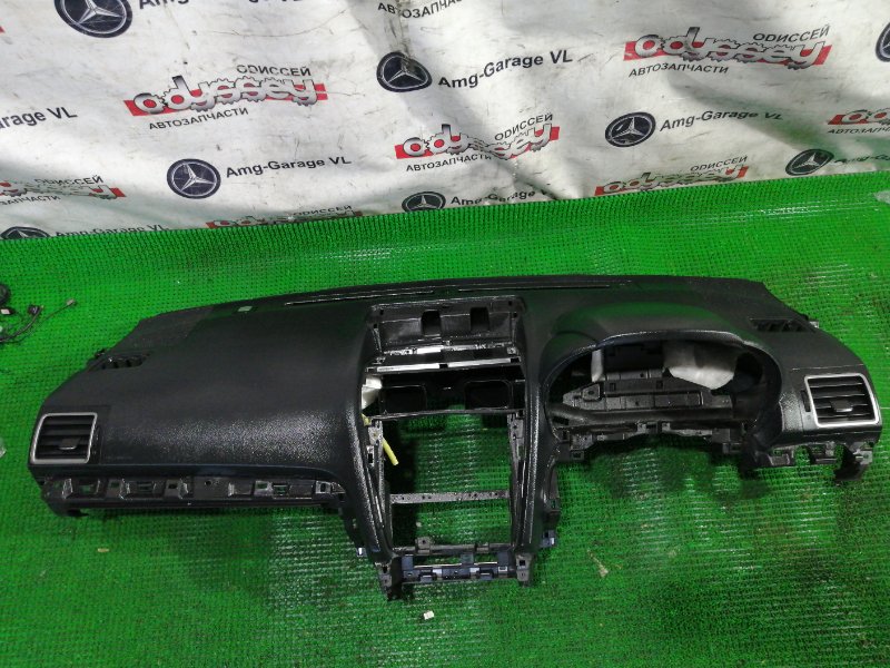 Airbag пассажирский Subaru Levorg VM4 FB16ESZH9A 2014