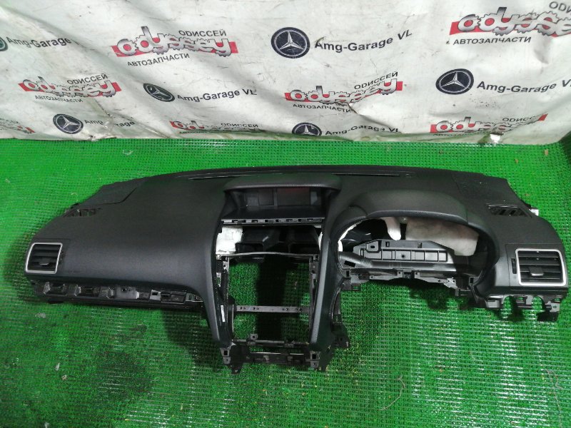 Airbag пассажирский Subaru Levorg VM4 FB16ESZH9A 2015