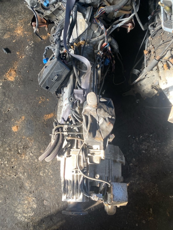 Автомат Isuzu Wizard UES25FW 6VD1 1999