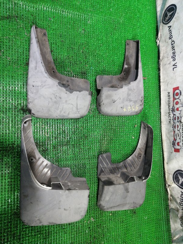Брызговики комплект Isuzu Bighorn UBS26GW 6VE1 2001