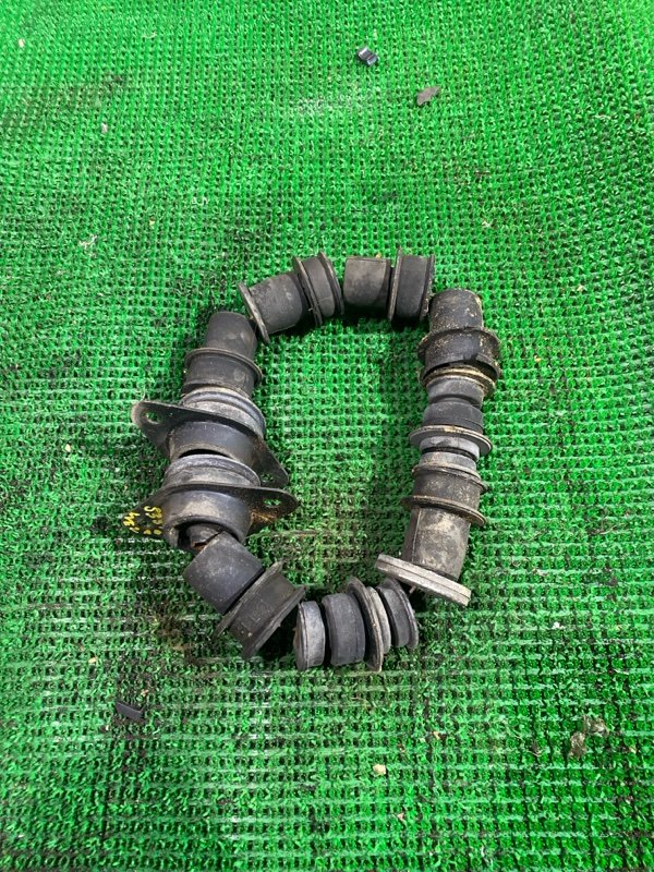 Подушка кузова Isuzu Wizard UES25FW 6VD1 1999