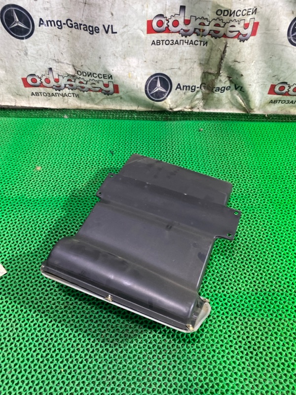 Бардачок Mitsubishi Fuso FK71DC 4M50 2005