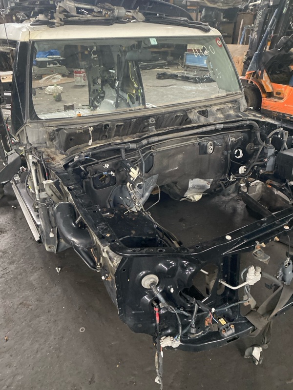 Лонжерон TOYOTA FJ CRUISER GSJ15W 1GR-FE 2012 правый (б/у)