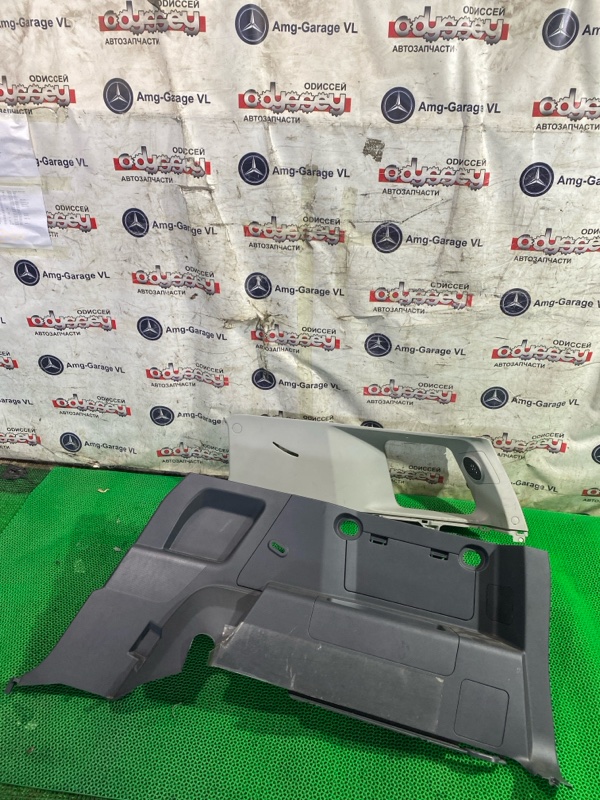 Обшивка багажника TOYOTA FJ CRUISER GSJ15W 1GR-FE 2012 правая (б/у)
